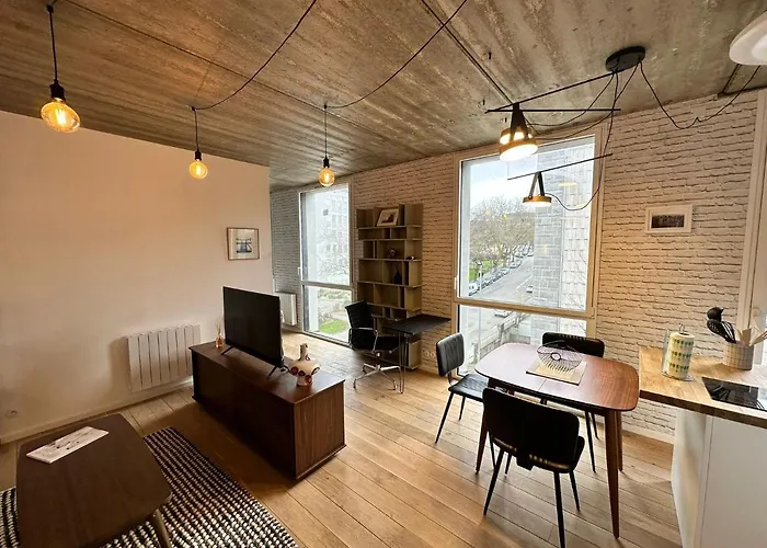 Les Ecrins De St Louis